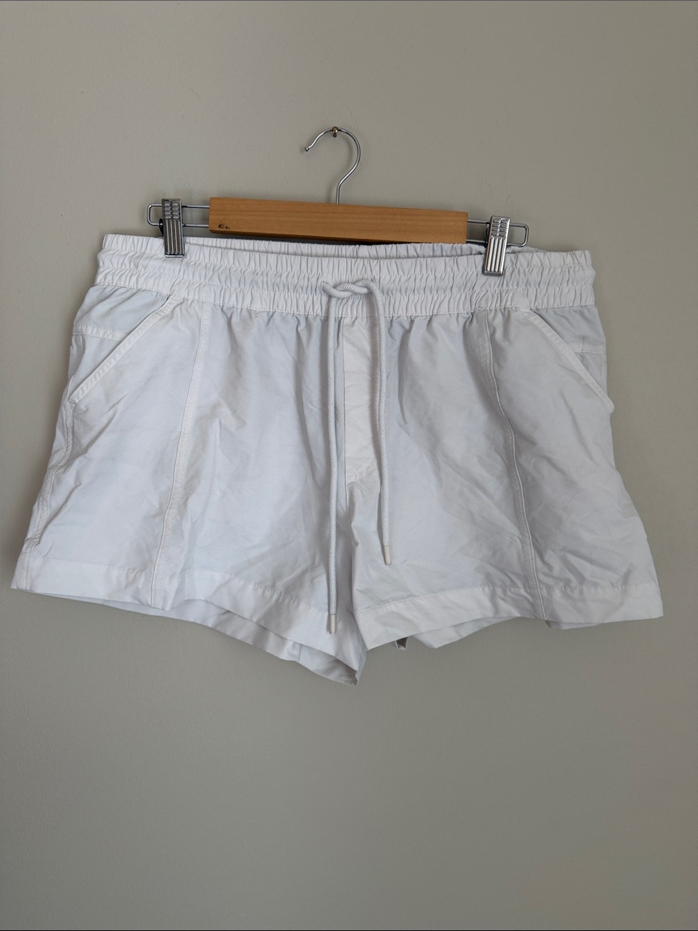 CALIA by Carrie Underwood White Drawstring Athletic Shorts